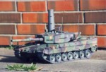 Leopard 2A4 1-16 GPM 199 24.jpg

69,63 KB 
791 x 542 
10.04.2005
